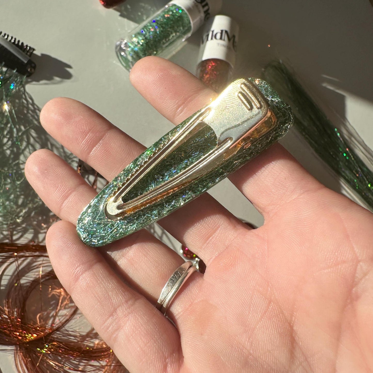 Showgirl Sparkly Resin Alligator Hair Clips